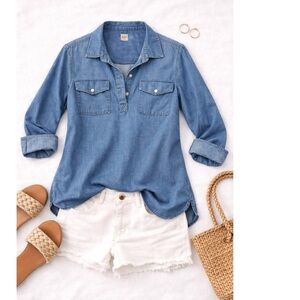 GAP Chambray Shirt | Lightweight Denim Top | Button Front Pullover | Size M